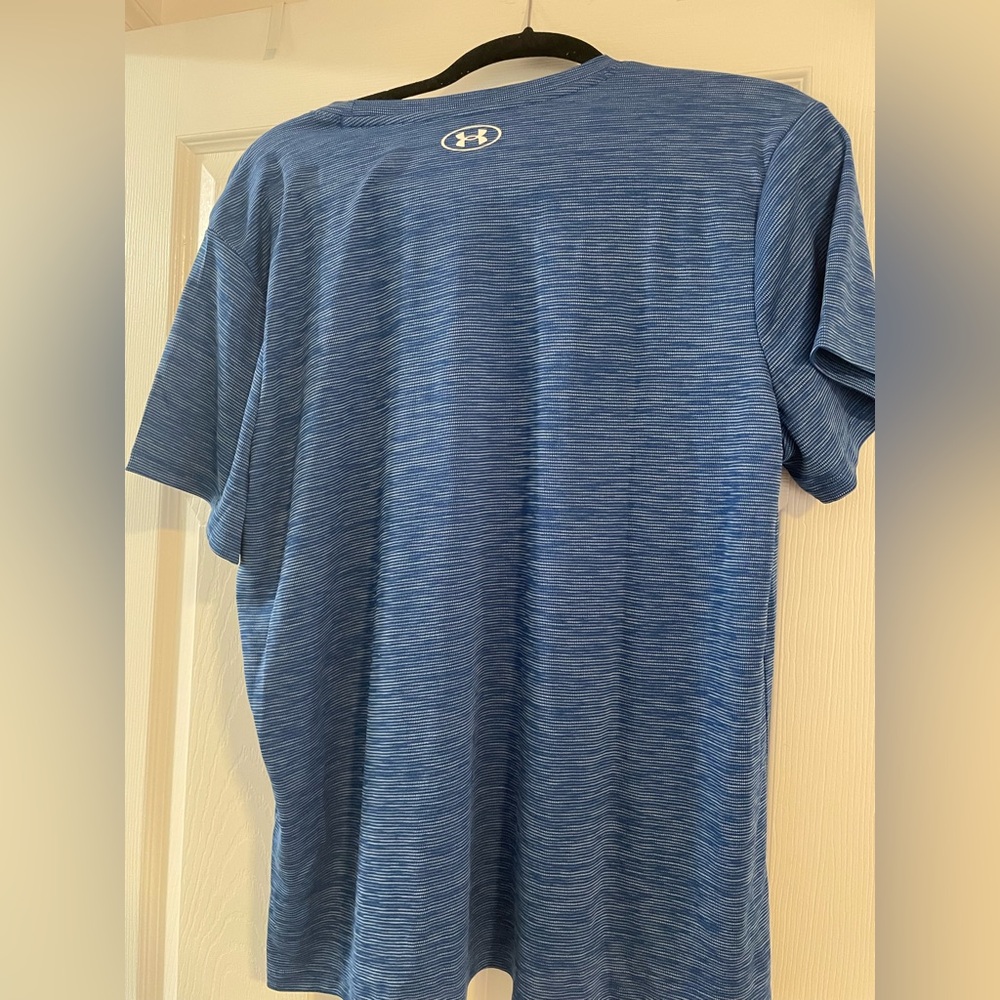 Under Armour Women’s Loose Tee - Picture 4 of 4